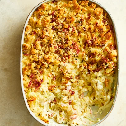 The ultimate macaroni cheese bake