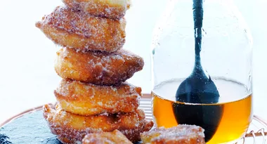 Ricotta fritters with orange-honey syrup