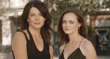 The Best Fan Theories For How The Gilmore Girls Revival Will End
