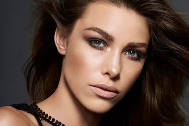 3 Eye Make-up Looks Every Woman Can Master