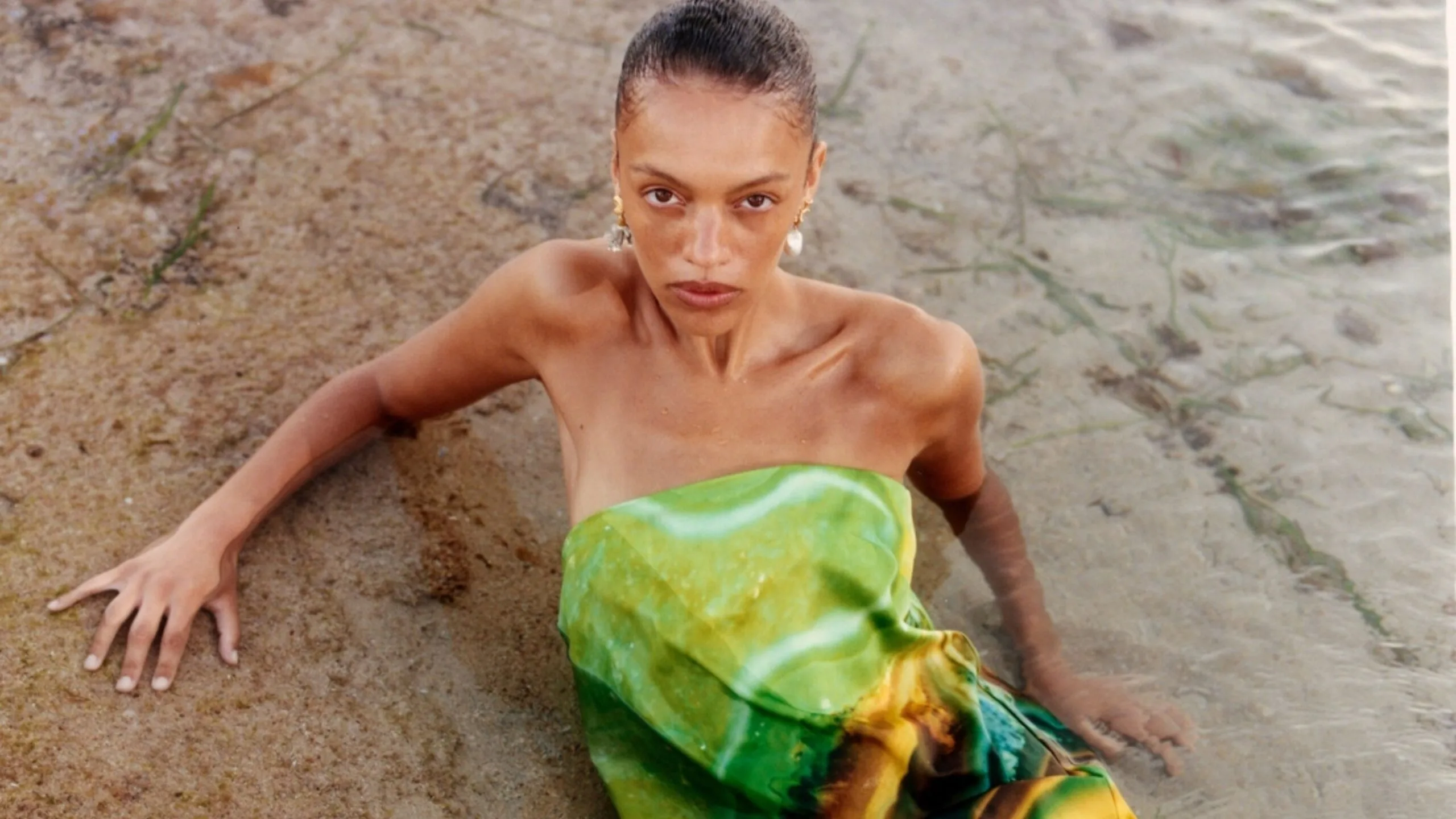 wedding guest dresses for a casual or beach wedding