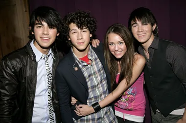 Miley Cyrus Just Asked The Jonas Brothers How It ‘Really’ Felt Taking Off Their Purity Rings