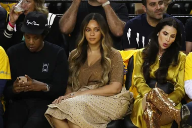 Beyoncé’s Reaction To A Woman Chatting Up Jay-Z Is All You Need to See Today