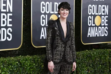 Phoebe Waller-Bridge Is Auctioning Off Her Golden Globes Suit To Raise Money For Bushfire Crisis