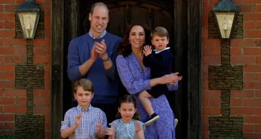 Kate Middleton And Her Kids Matched In Spring Blue Outfits To Applaud Carers During COVID-19