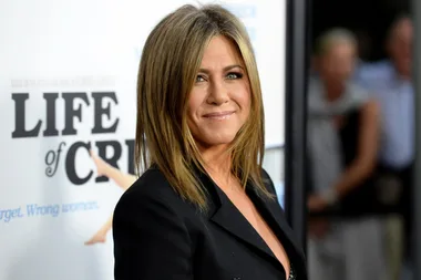 Jennifer Aniston Had A Very Sweet Surprise For A Nurse Who Contracted Coronavirus