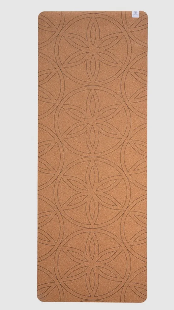 gaiam performance earthsaver yoga mat 