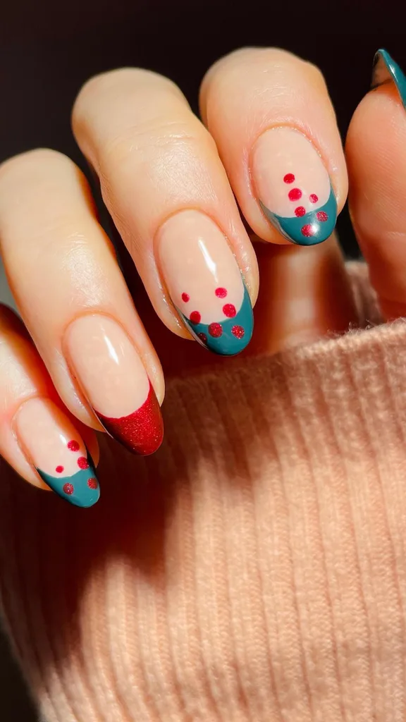 Green and red Christmas nail art designs