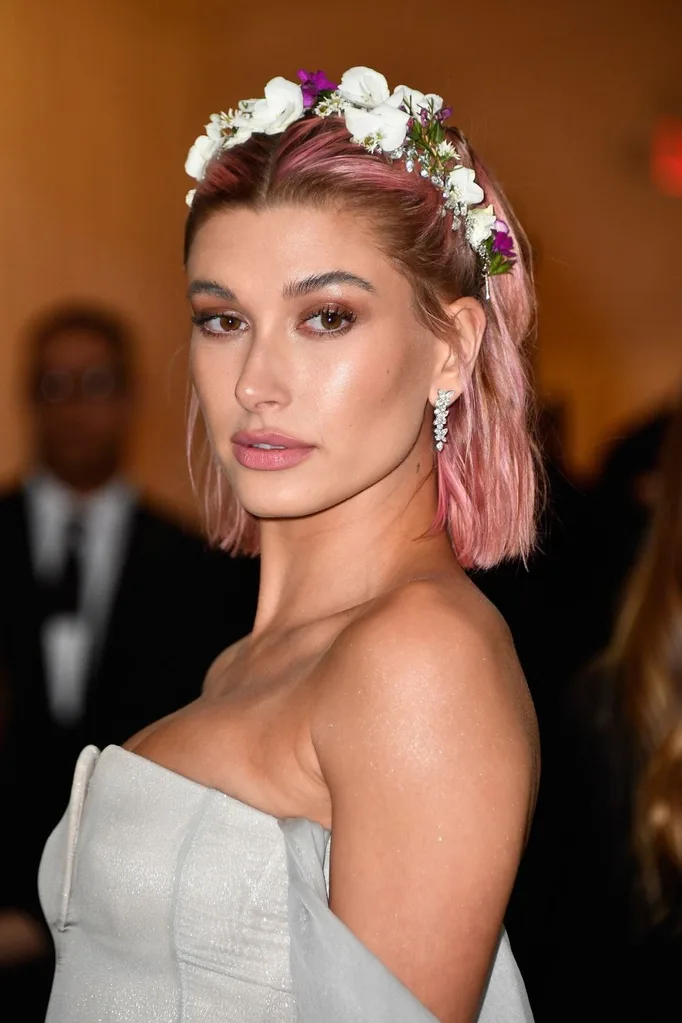 hailey-bieber-met-gala