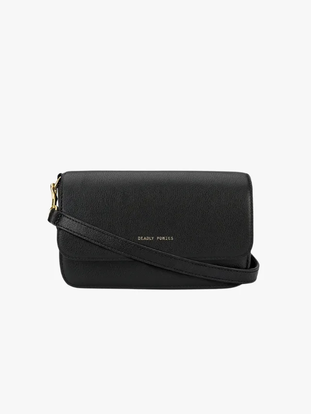 DEADLY PONIES
D Rex Clutch