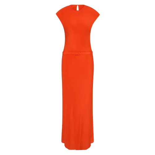 Best Australian Fashion Brands_SIR
Fresca Belted Midi Dress