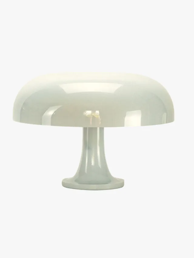 DENNIS DID IT
Puffball Lamp Snow White