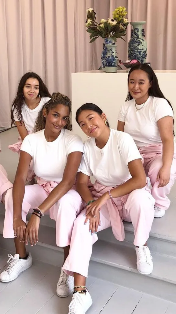 glossier-showroom-editors