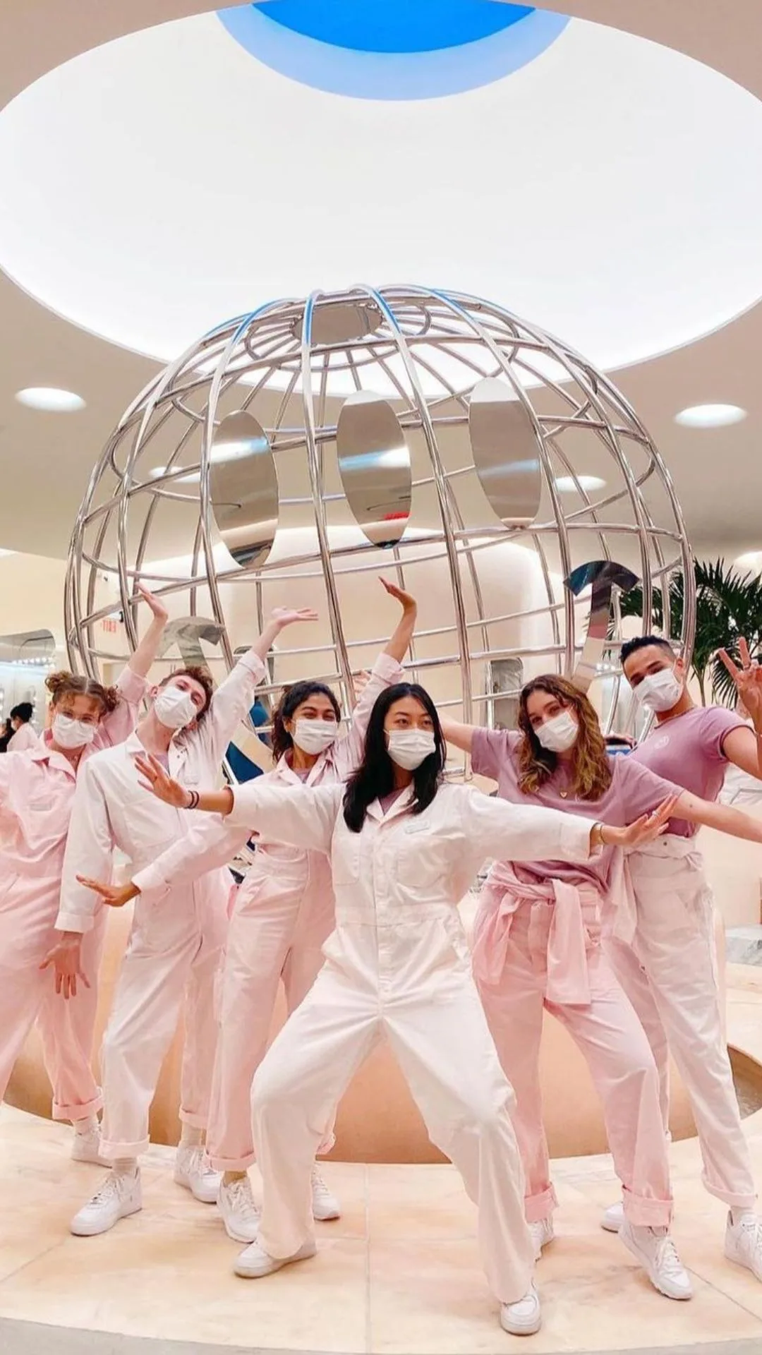 glossier-staff