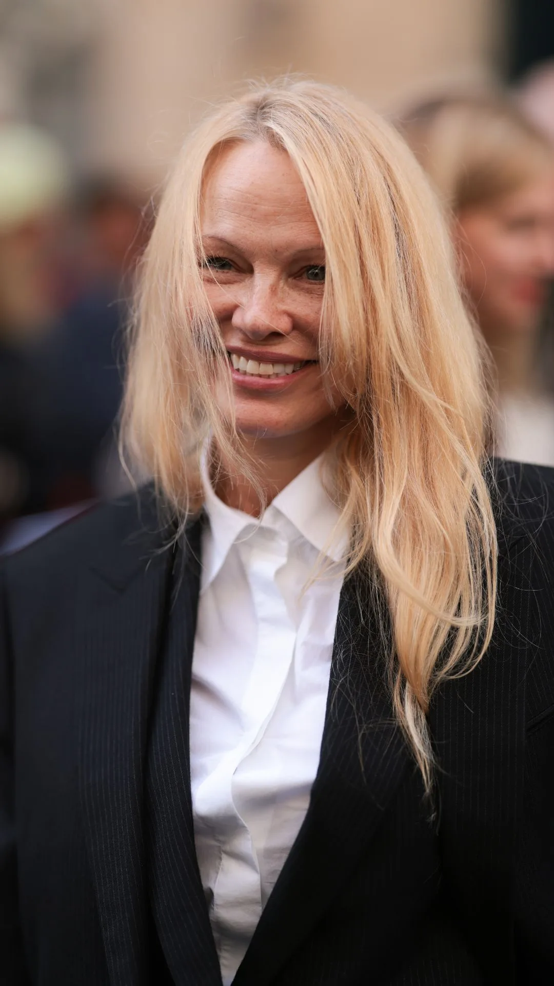 pamela-anderson-no-makeup