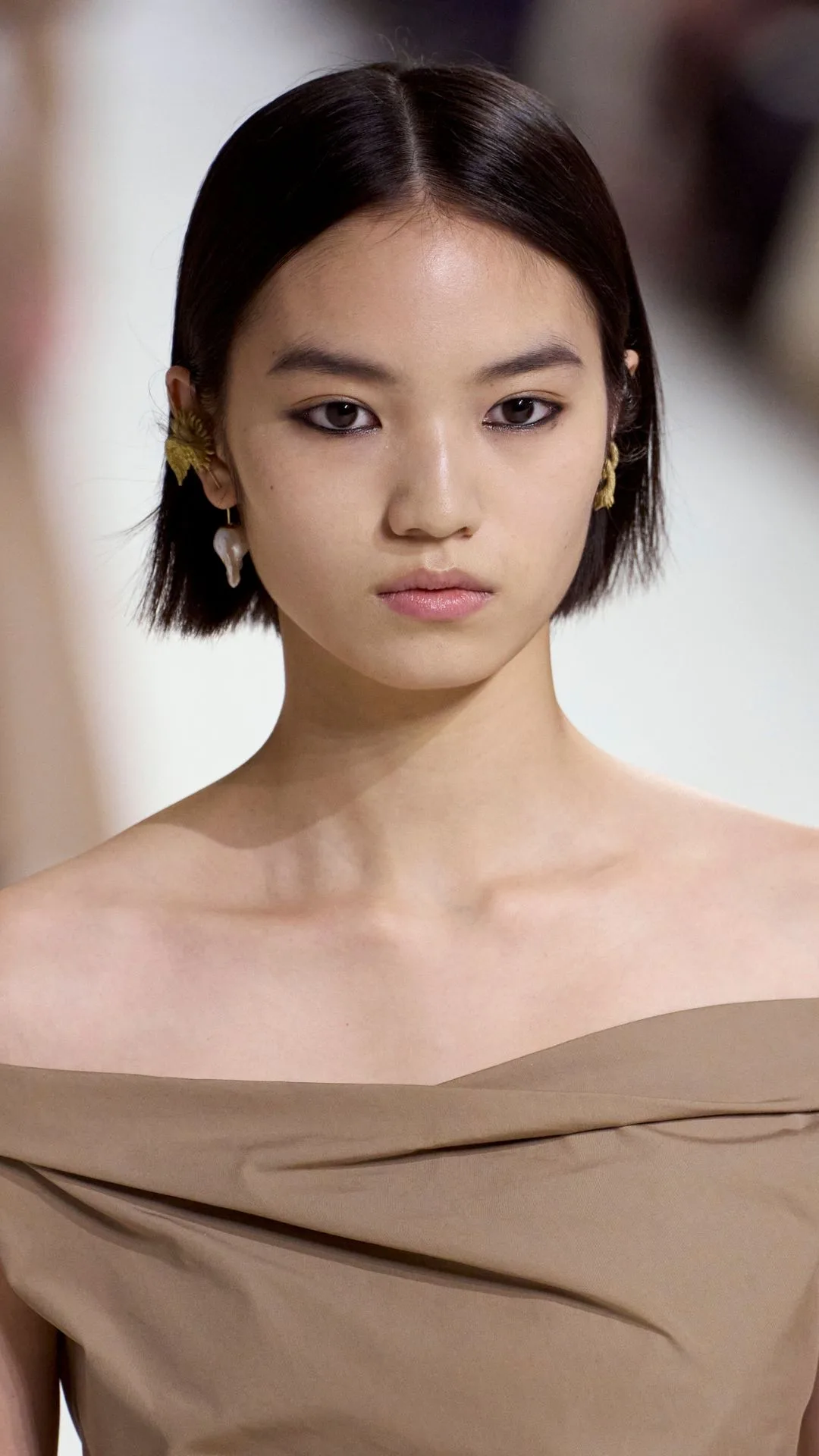 dior-makeup-haute-couture-2024-grunge-smoky-eye