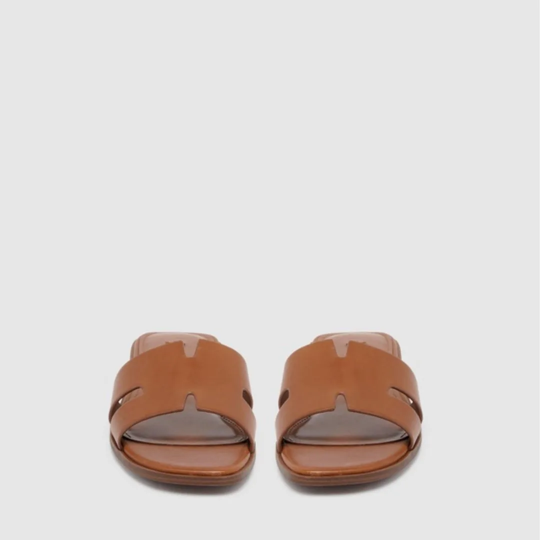 Not Rated Jas Sandals in Tan
