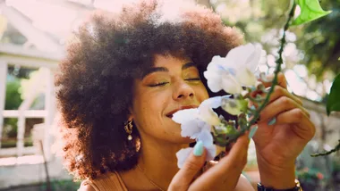 5 Scents That Have The Power To Alter Your Mood