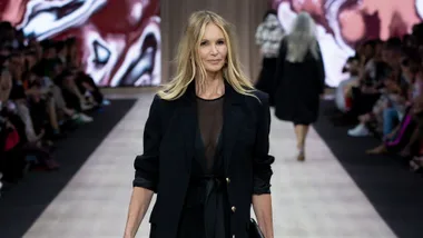 elle-macpherson-runway-melbourne