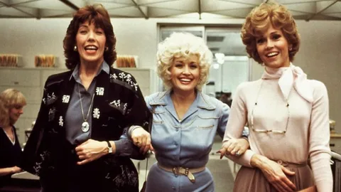 9 To 5 Reboot: Cast, Release Date & Jennifer Aniston| marie claire
