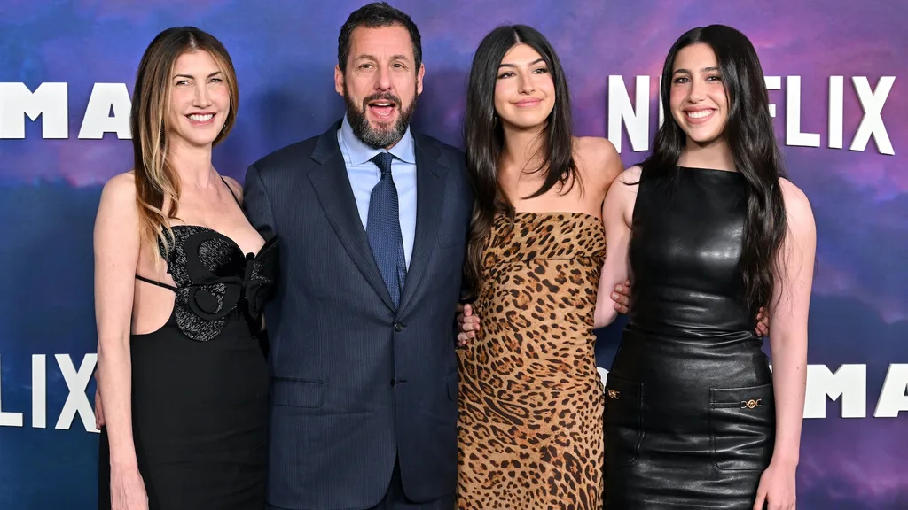 Jackie, Adam, Sunny and Sadie Sandler at the Photocall for Netflix's "Spaceman" at The Egyptian Theatre Hollywood on February 26, 2024 in Los Angeles, California.