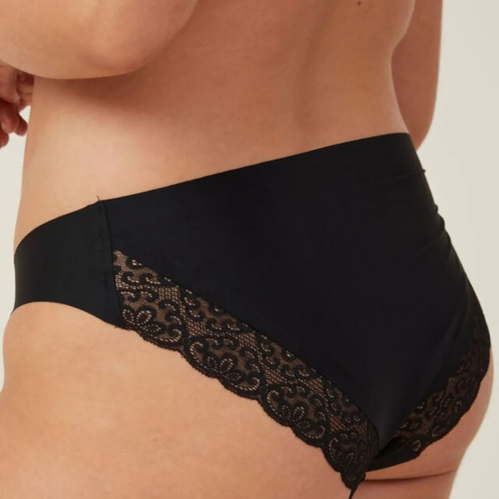 best-invisible-seamless-underwear (1)