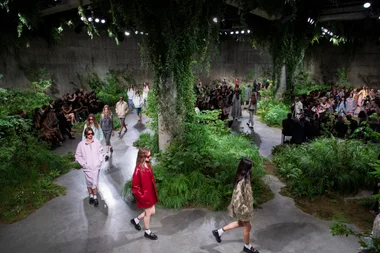 Gucci’s Cruise 2025 Show Was A Work Of Art 