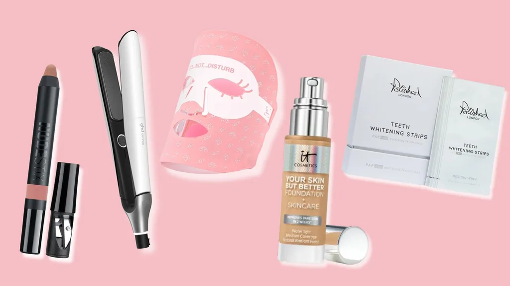 A round up of the best beauty products from the beauty sales in Australia right now include the Ghd, Chronos Hair Straightener, Polish Tooth Whitening Strips, Nudestix Intense Matte Lip + Cheek Pencils, Dr Naomi LED Let it Glow Mask and It Cosmetics, Your Skin But Better Foundation + Skincare 