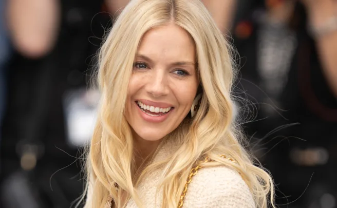 Sienna Miller blonde hair