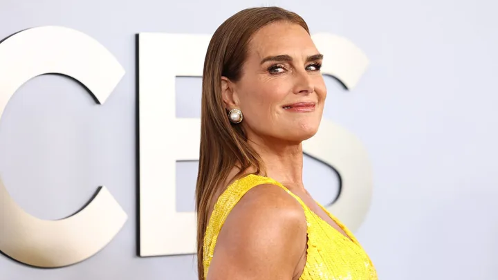 brooke shields are the 2024 tony awards in a yellow dress