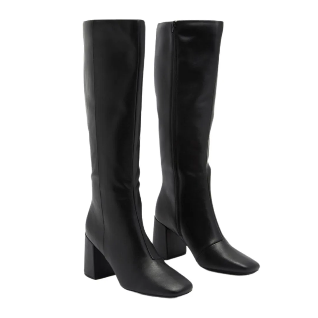 knee high boots