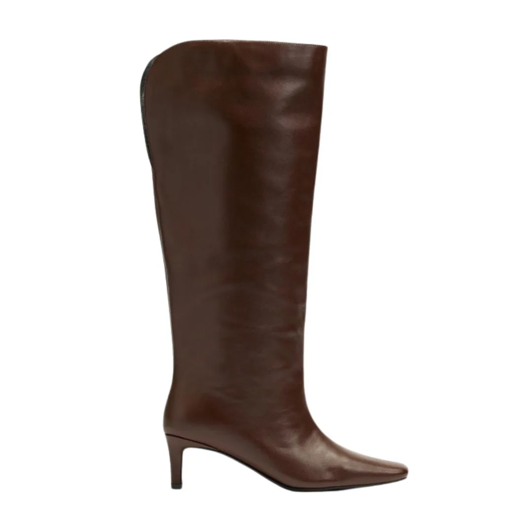 knee high boots