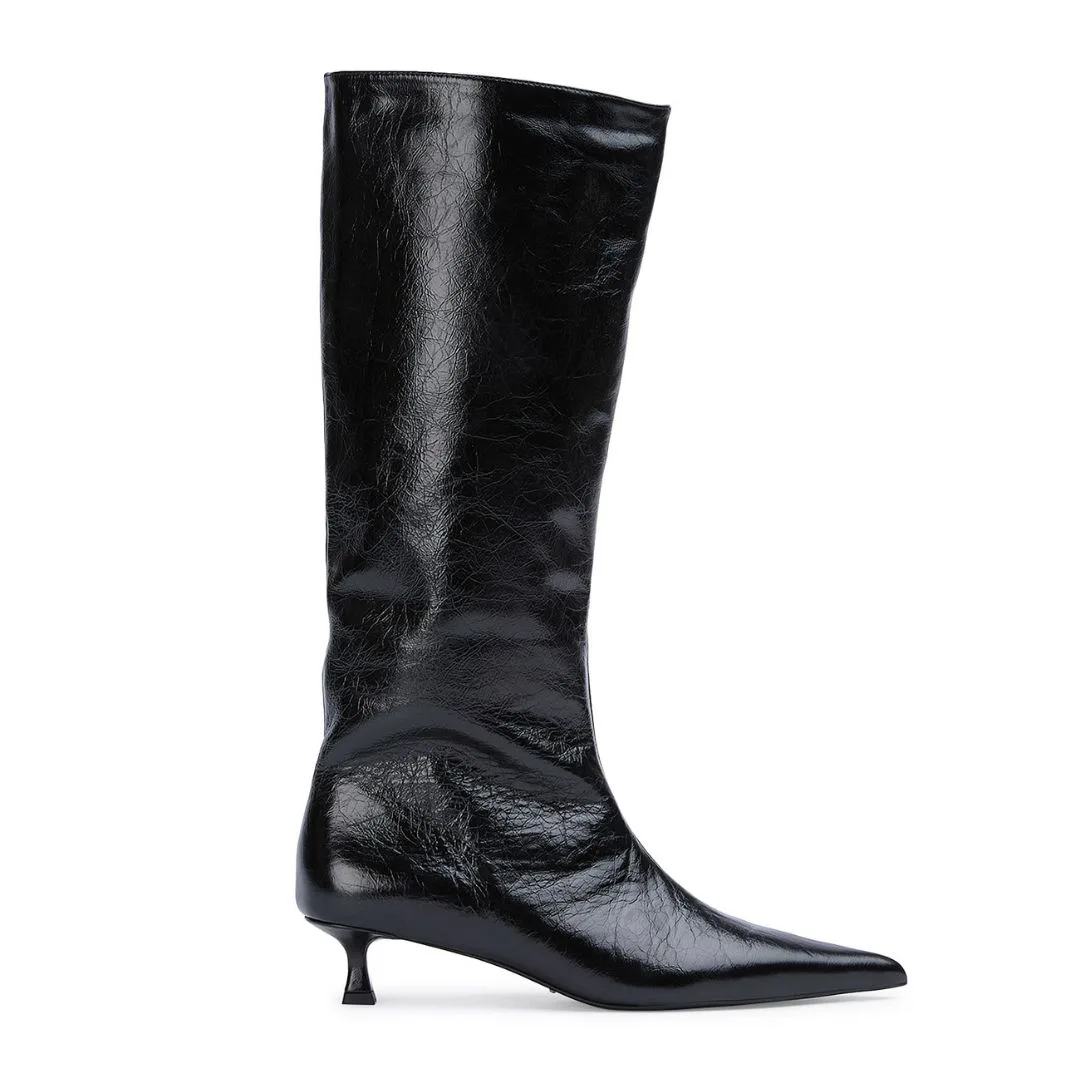 knee high boots