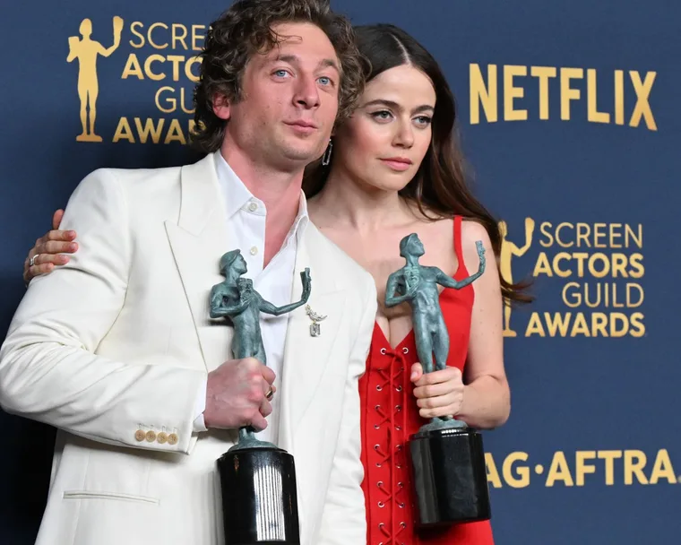 US actor Jeremy Allen White and actress Molly Gordon O poses with the awards for Outstanding Performance by a Male Actor in a Comedy Series (Allen WHite) and Outstanding Performance by an Ensemble in a Comedy Series for "The Bear" during the 30th Annual Screen Actors Guild awards