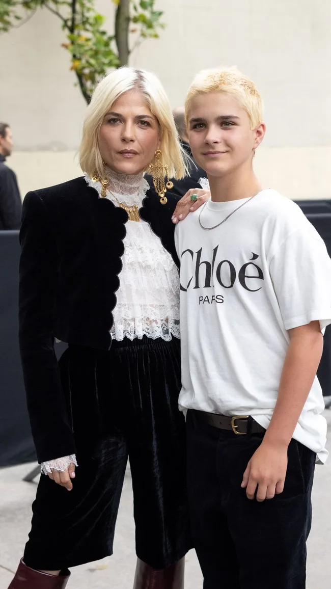 selma blair and son arthur at chloe