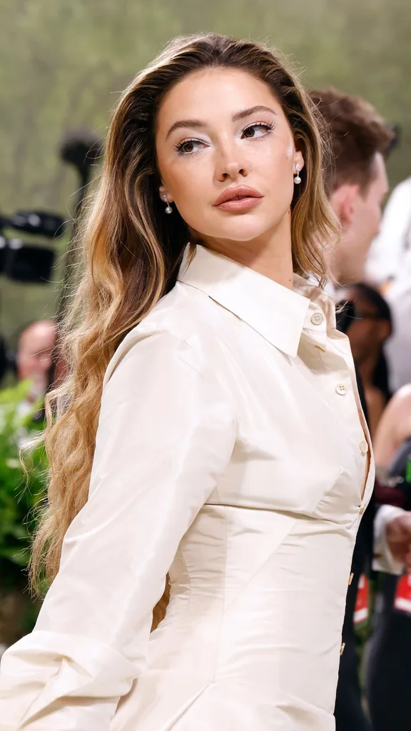 Madelyn Cline attends the 2024 Costume Institute Benefit for Sleeping Beauties Reawakening Fashion at The Metropolitan Museum of Art 2024.