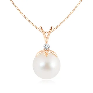 Freshwater Pearl V-Bale Pendant with Diamond