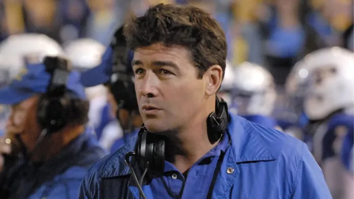 We Don’t Want A ‘Friday Night Lights’ Reboot Without Coach Taylor