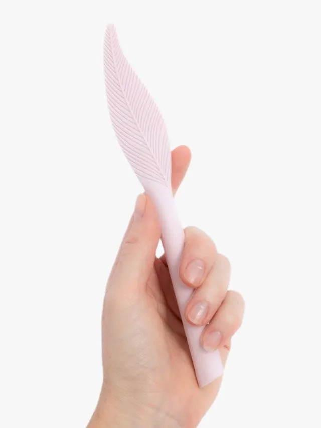 Lady Bonnd Quill Vibrating Feather