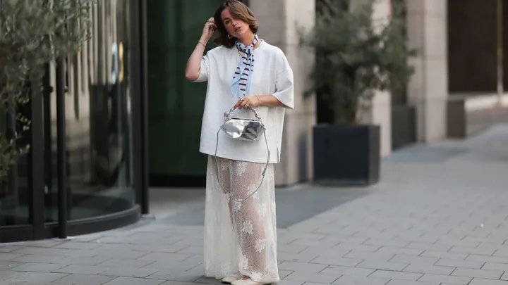 Maxi Skirt Outfit Ideas