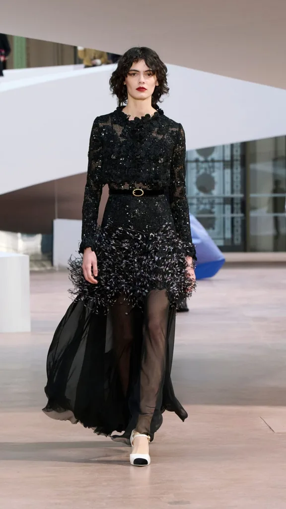 Chanel spring haute couture runway 2025