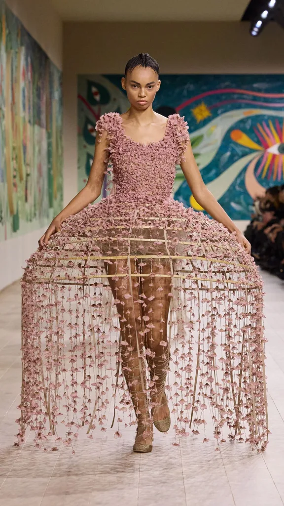 Dior spring summer haute couture 2025 runway