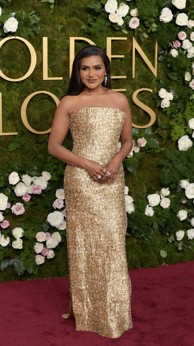 Mindy Kaling Golden Globes Red Carpet