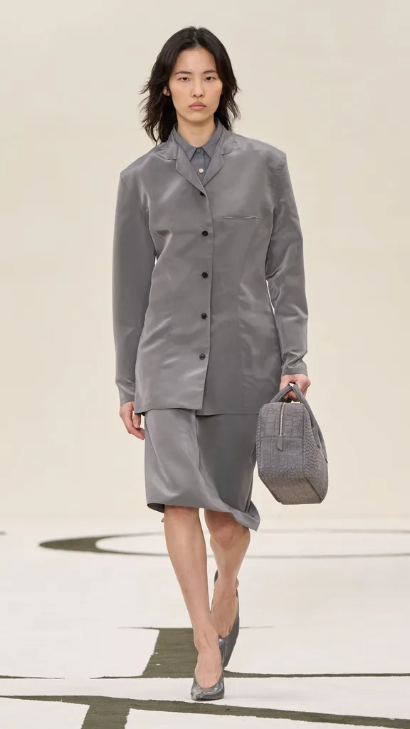 Calvin Klein Fall 25 runway