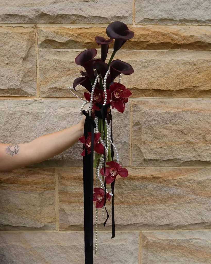 2025 bridal bouquet trends