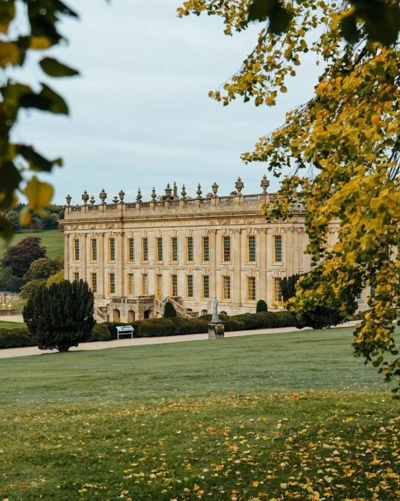 Chatsworth Pemberley House Pride and Prejudice Mr Darcy Sculpture (1)