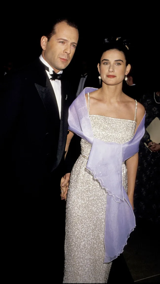 Demi Moore Bruce Willis Golden Globes red carpet 1990