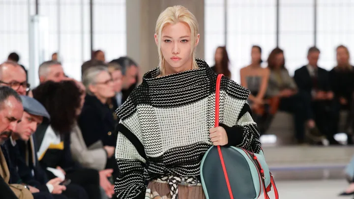 All Aboard Louis Vuitton’s Paris Fashion Week Spectacular