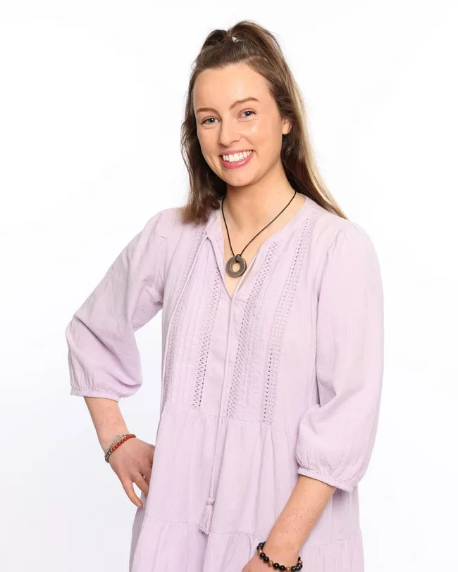 farmer wants a wife contestant 2025 lucy