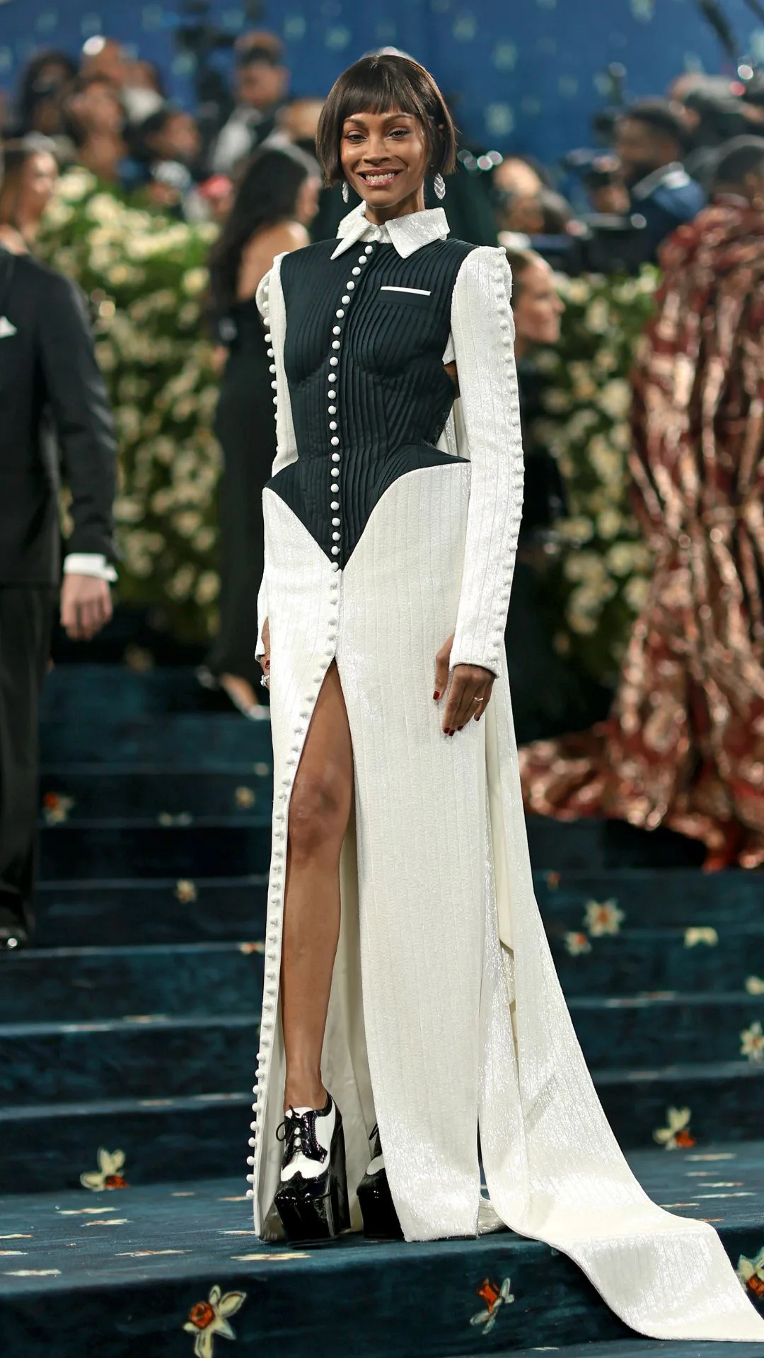 Met gala 2025 red carpet Zoe Saldana